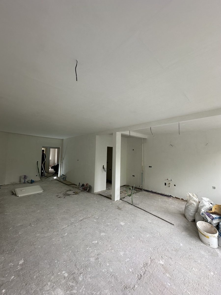 Na - strak afgewerkt pleisterwerk